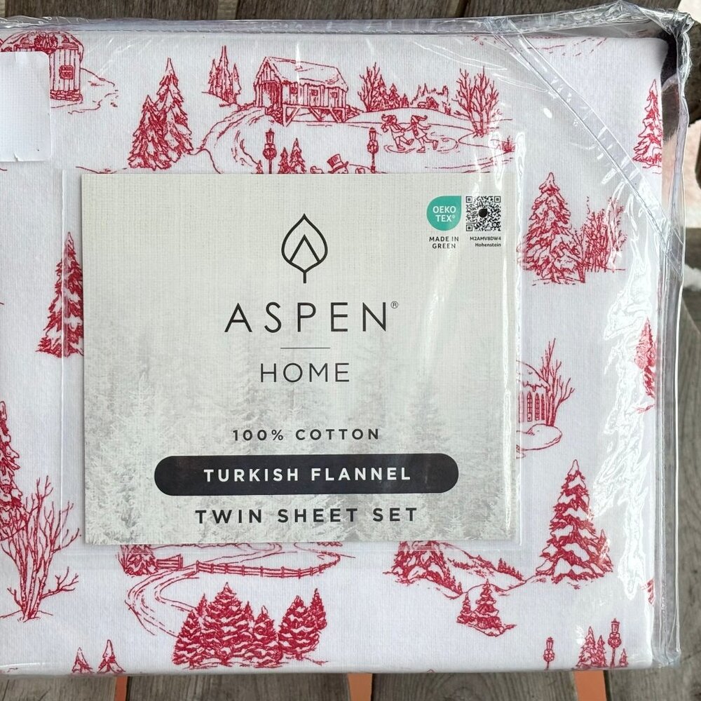 ASPEN HOME Red  White CHRISTMAS TOILE VILLAGE Cotton Flannel TWIN SIZE Sheet Set